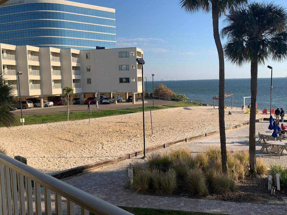 Welcome To Sea Forever Balcony With Ocean Views! 탬파 외부 사진