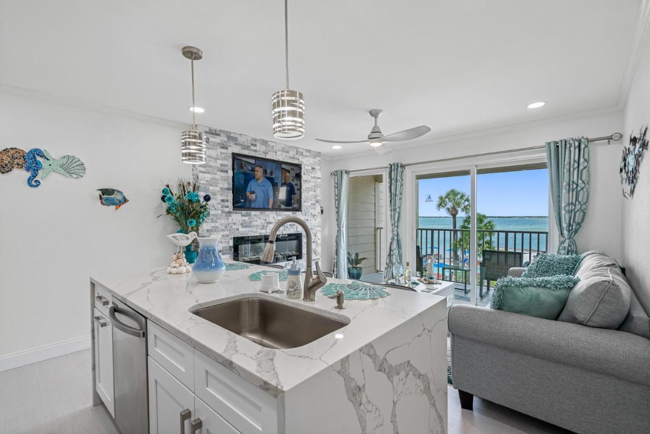 Welcome To Sea Forever Balcony With Ocean Views! 탬파 외부 사진