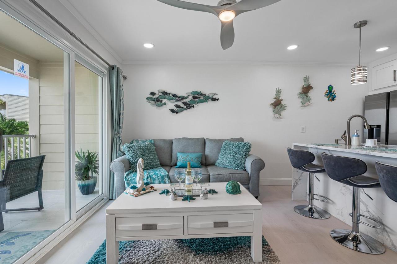 Welcome To Sea Forever Balcony With Ocean Views! 탬파 외부 사진